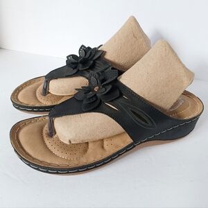 🖤 Atalina Sandals Floral Black Flip Flops Womens 36 6 Wedge Flower
